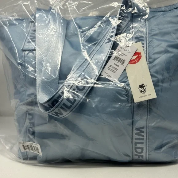 Brand New SEALED Wildfox Blue Puffy Tote Overnight Bag Diaper Beach GREAT GIFT - Picture 1 of 8